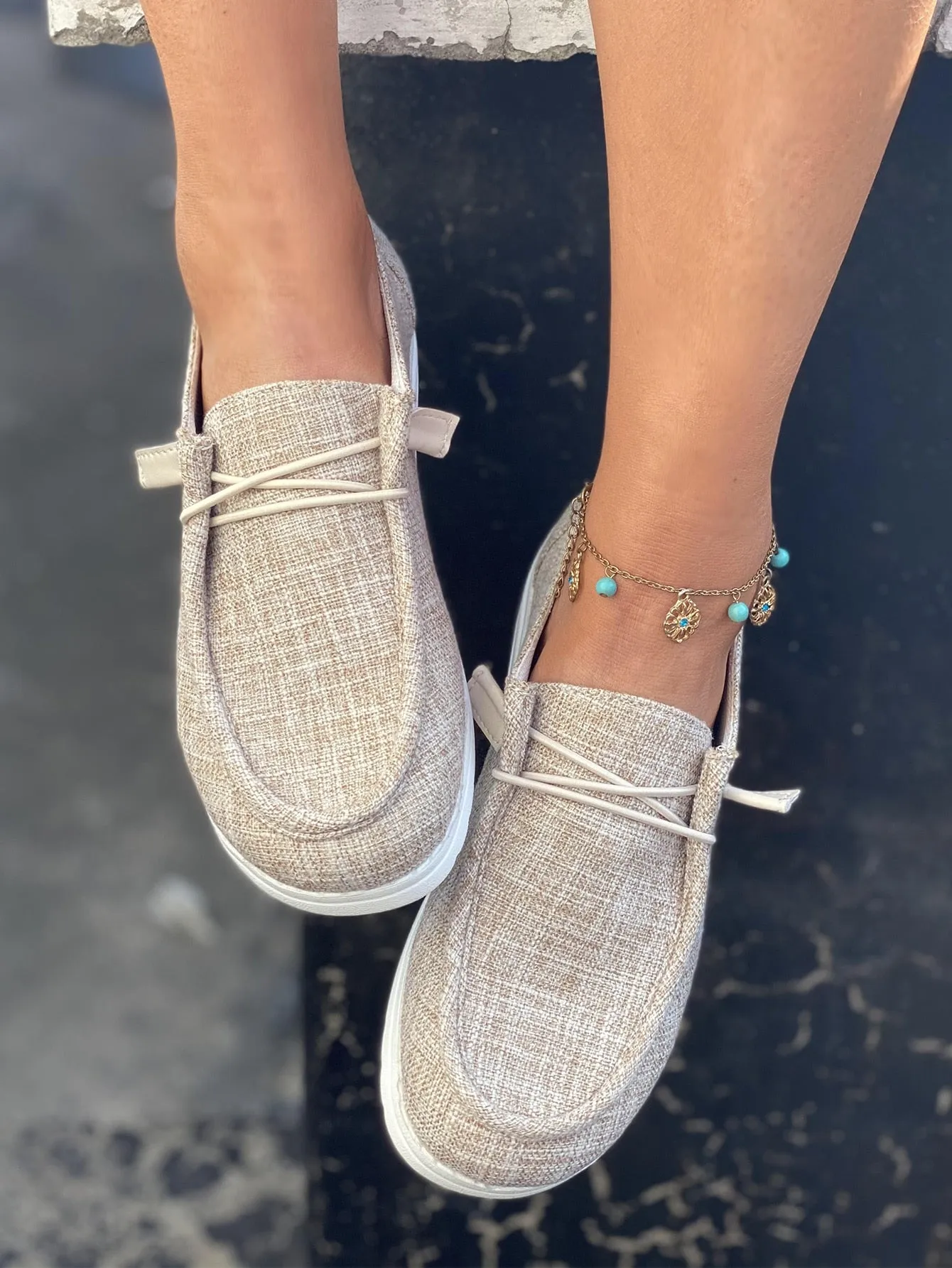 Casual Shoes with Lace Up Front