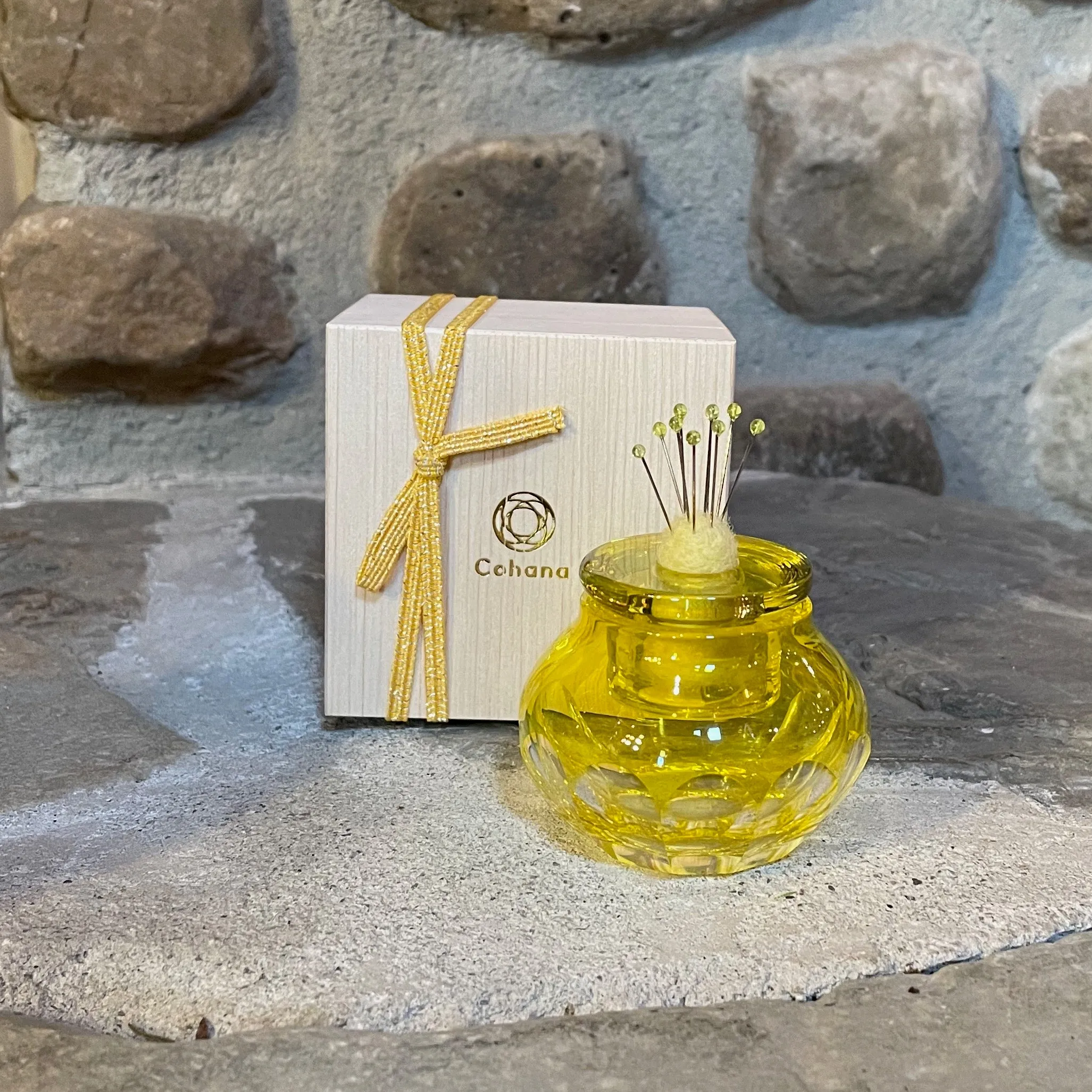 Cohana Pincushion of Otaro Kiriko ~ Yellow