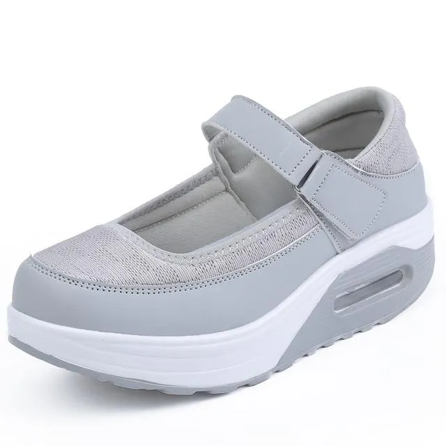 Eva Women's Black Platform Shoes