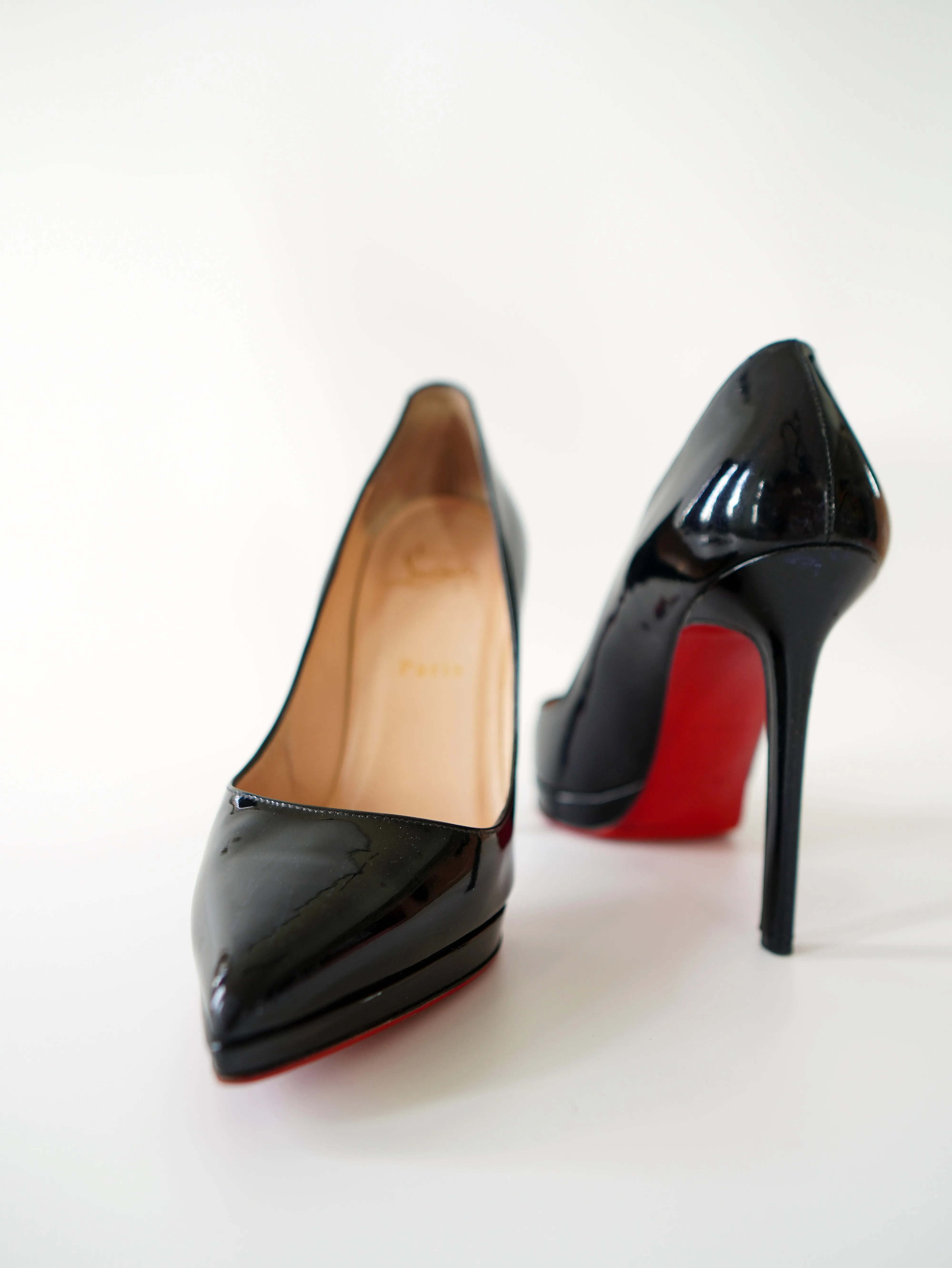 <b>CHRISTIAN LOUBOUTIN</b> <br>Pigalle Plato Pumps Patent 38