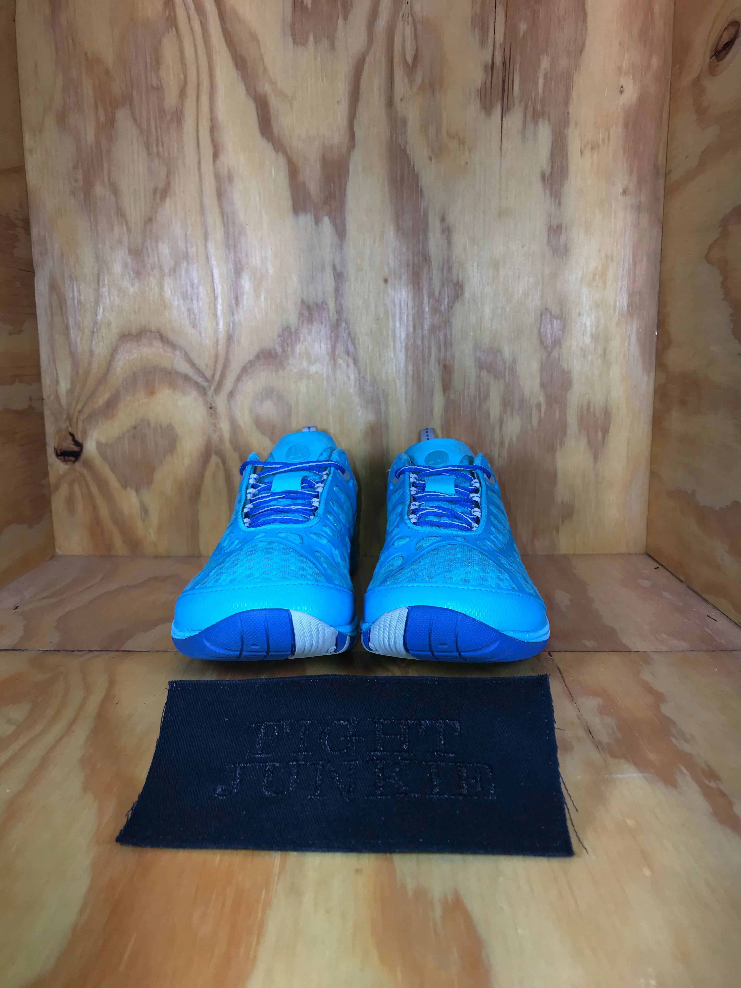 MERRELL BAREFOOT CRUSH GLOVE Womens Size 9.5 Water Resistant Aqua Blue Shoes Sneakers