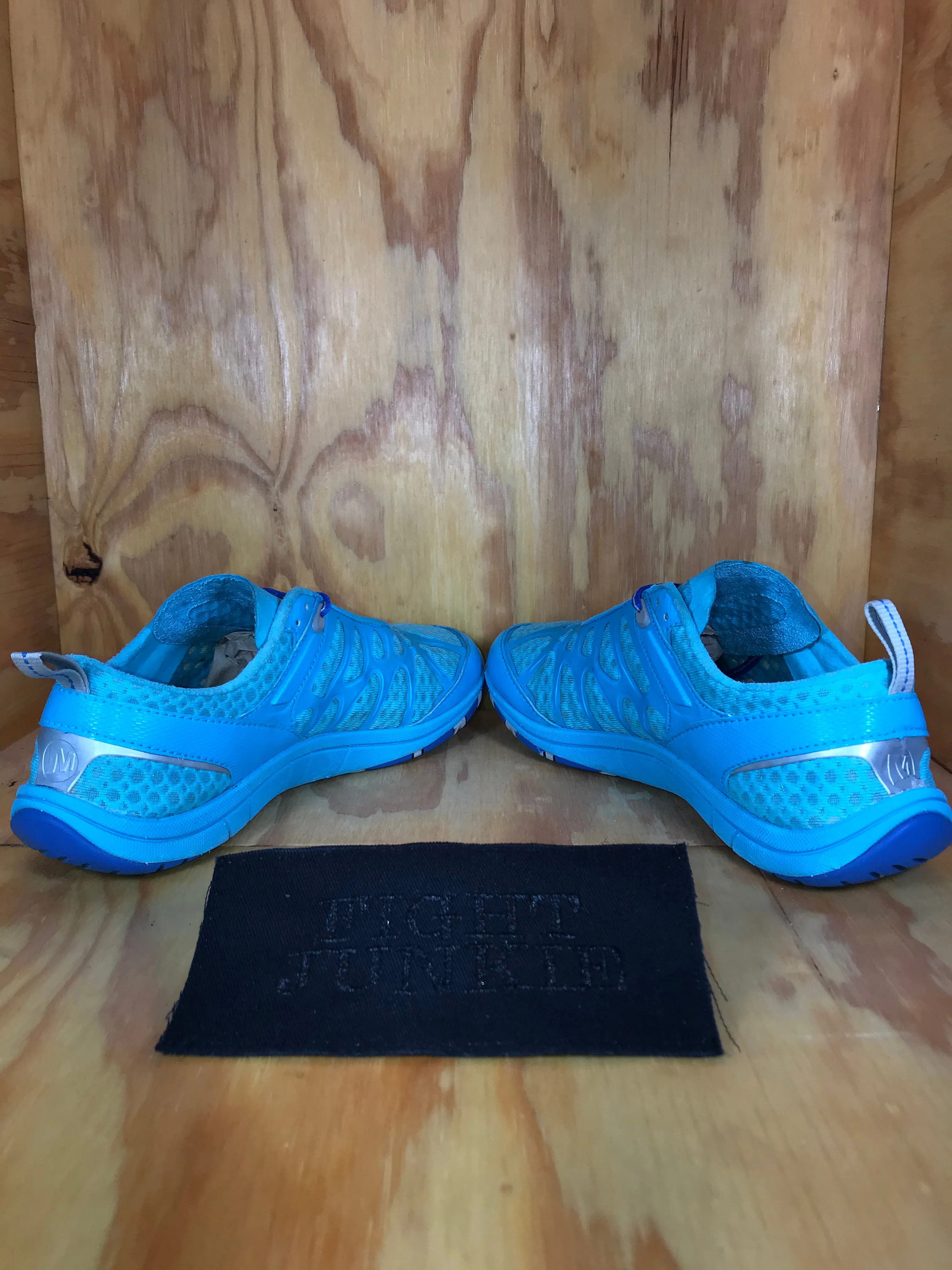 MERRELL BAREFOOT CRUSH GLOVE Womens Size 9.5 Water Resistant Aqua Blue Shoes Sneakers