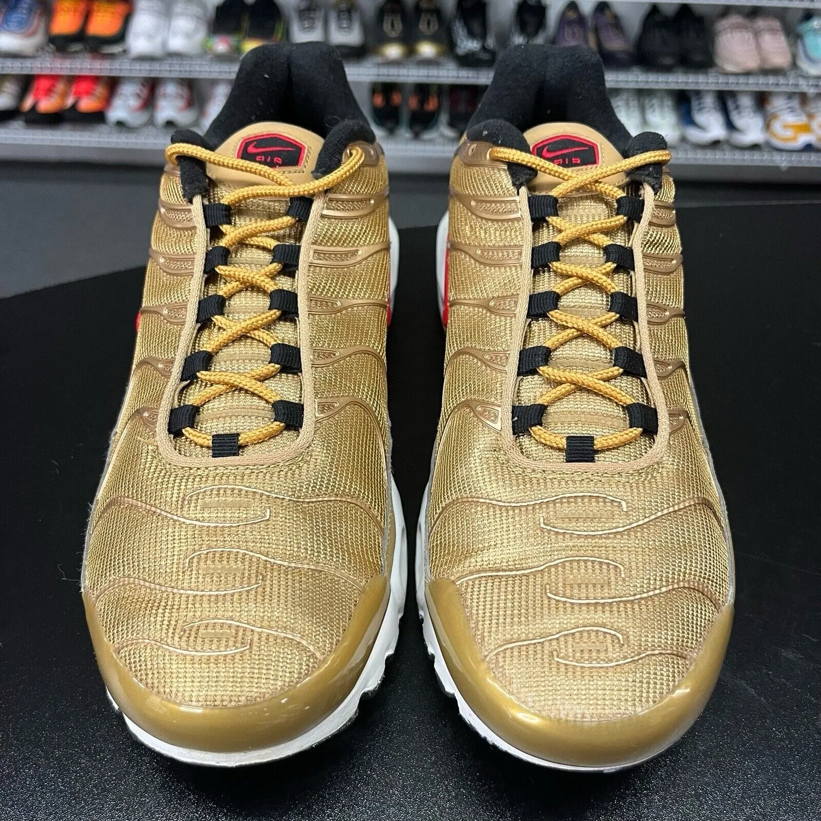 Nike Air Max Plus TN 1 Tuned Air Metallic Gold/Red 903827-700 Men's Size 10
