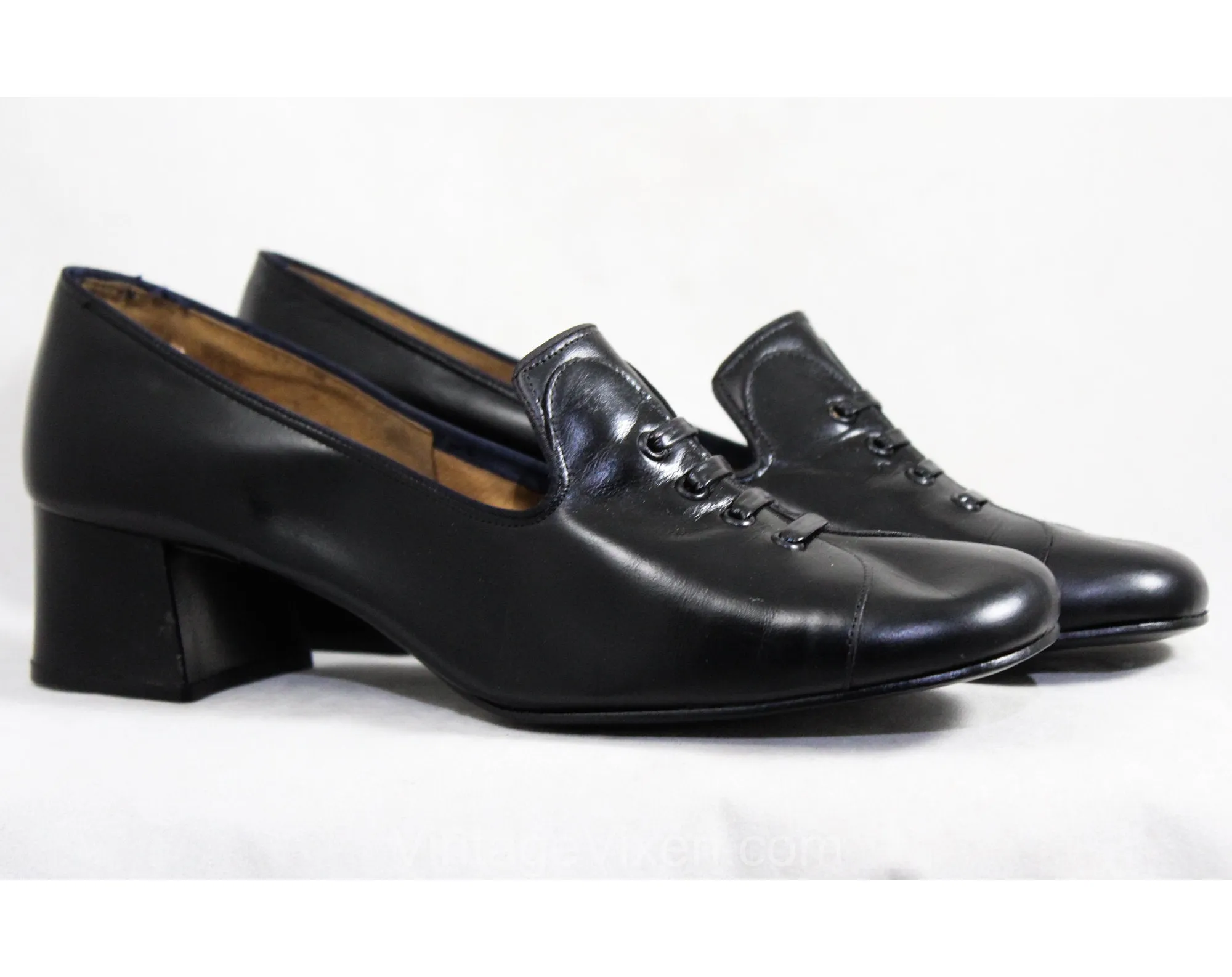 Size 8.5 Shoes - Black Leather 1960s Pumps with Storybook Lace-Up - Classic 50s 60s Fairytale Style Heels - NOS Deadstock - Size 8 1/2 B