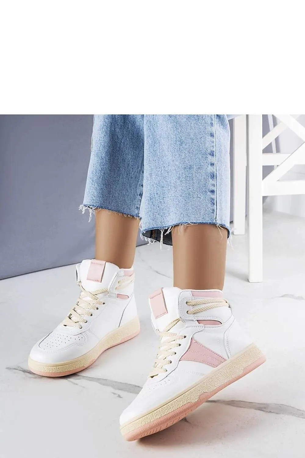 Sneakers model 208009 Solea
