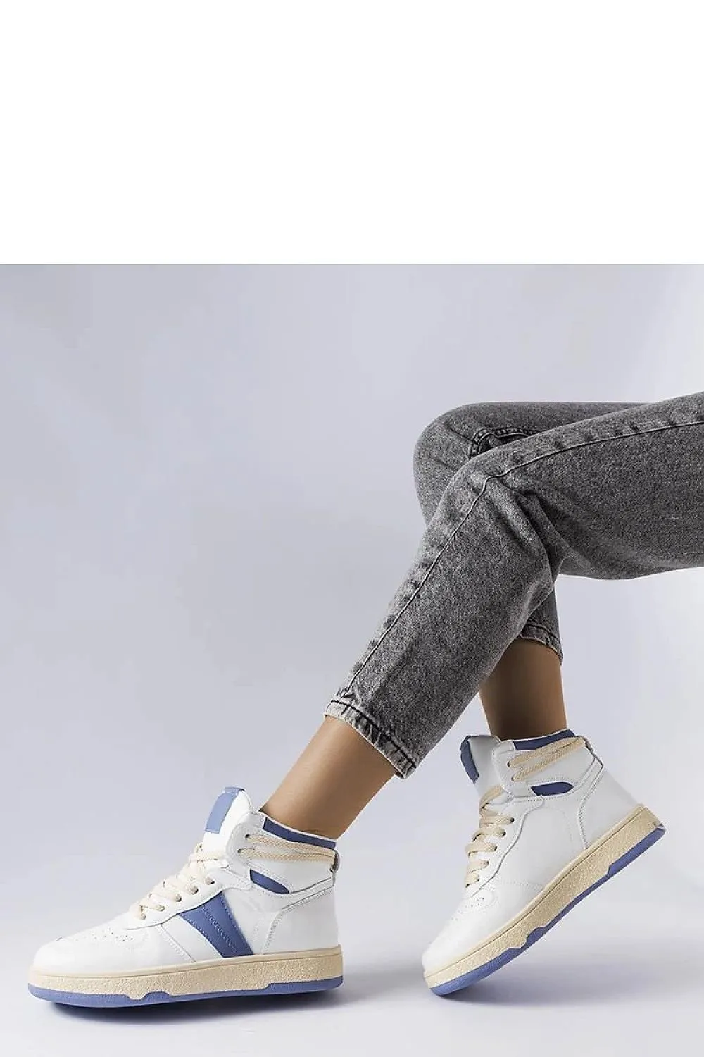 Sneakers model 208009 Solea