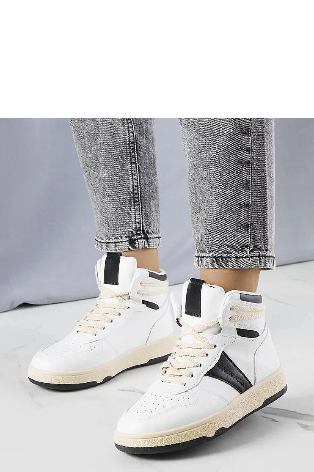 Sneakers model 208009 Solea