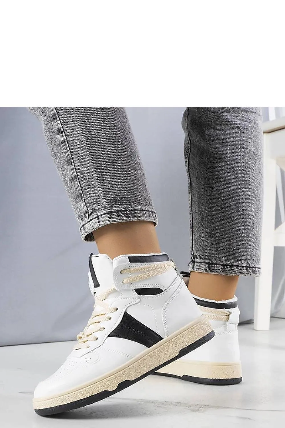 Sneakers model 208009 Solea