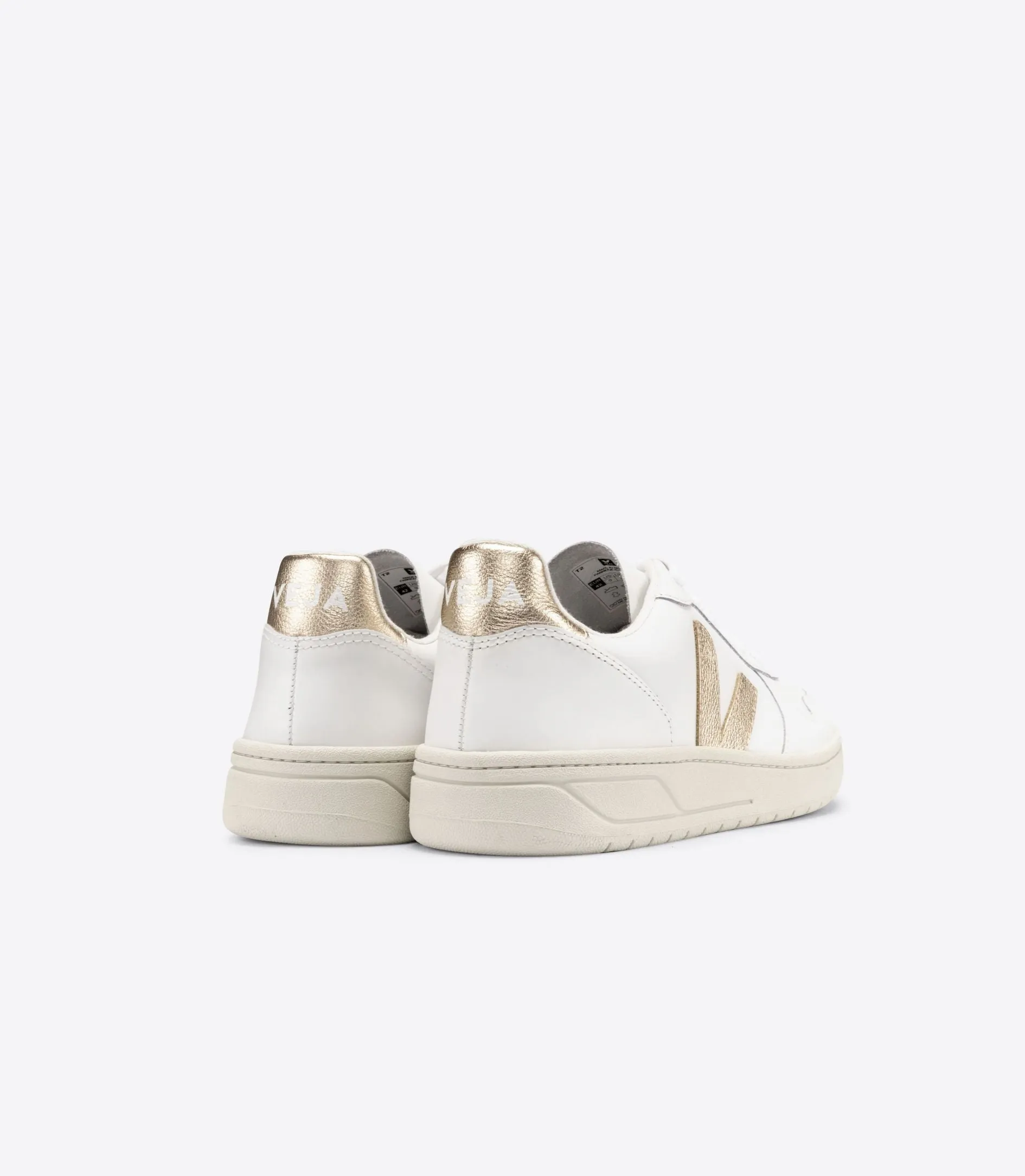 Veja - V-10 Leather in Extra White Platine