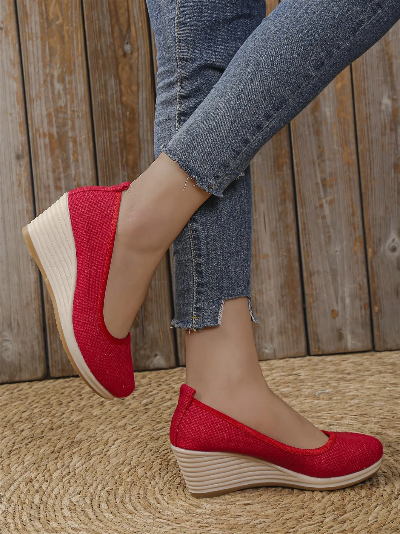 Women Minimalist Slip On Shoes