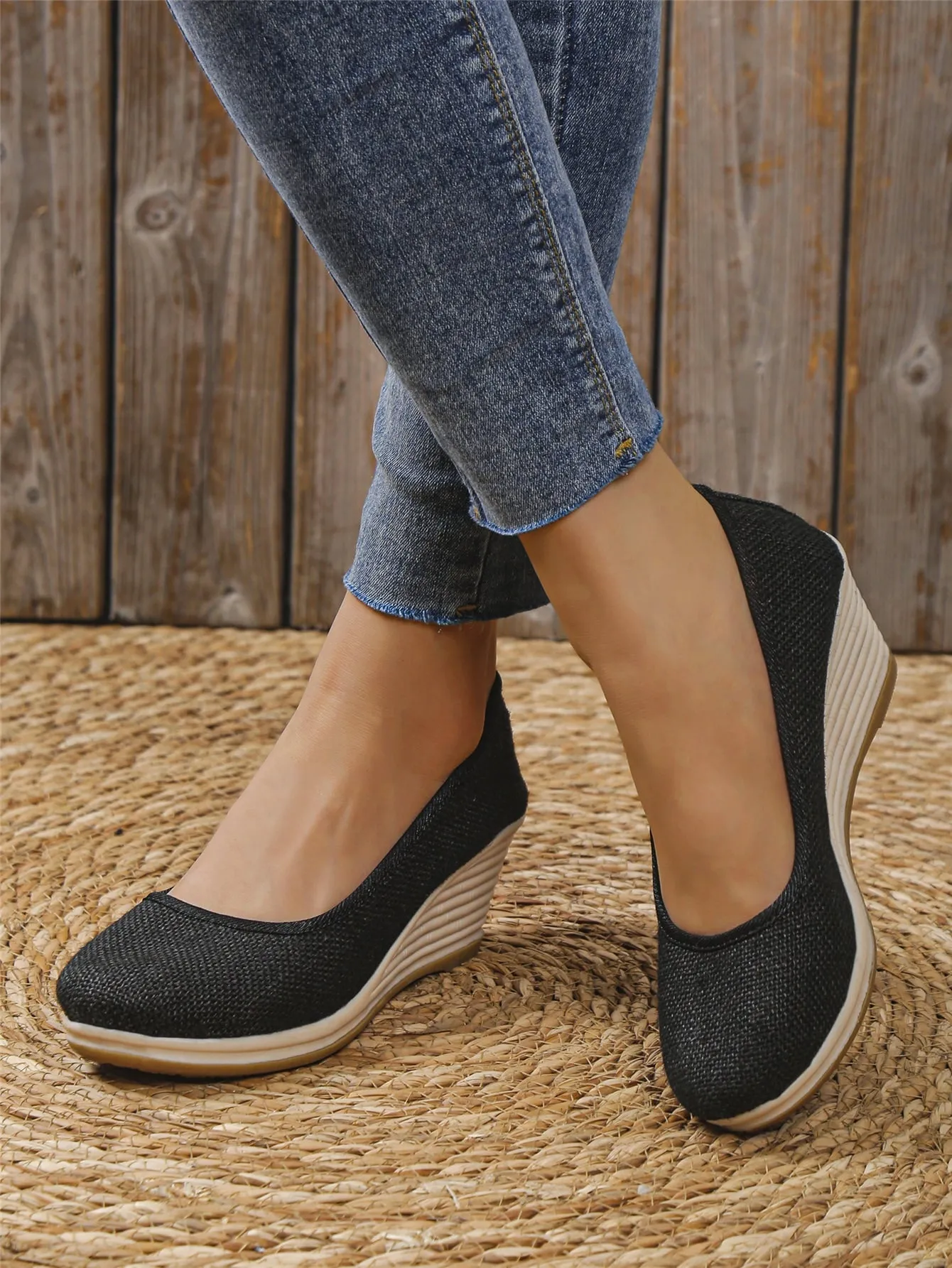 Women Minimalist Slip On Shoes