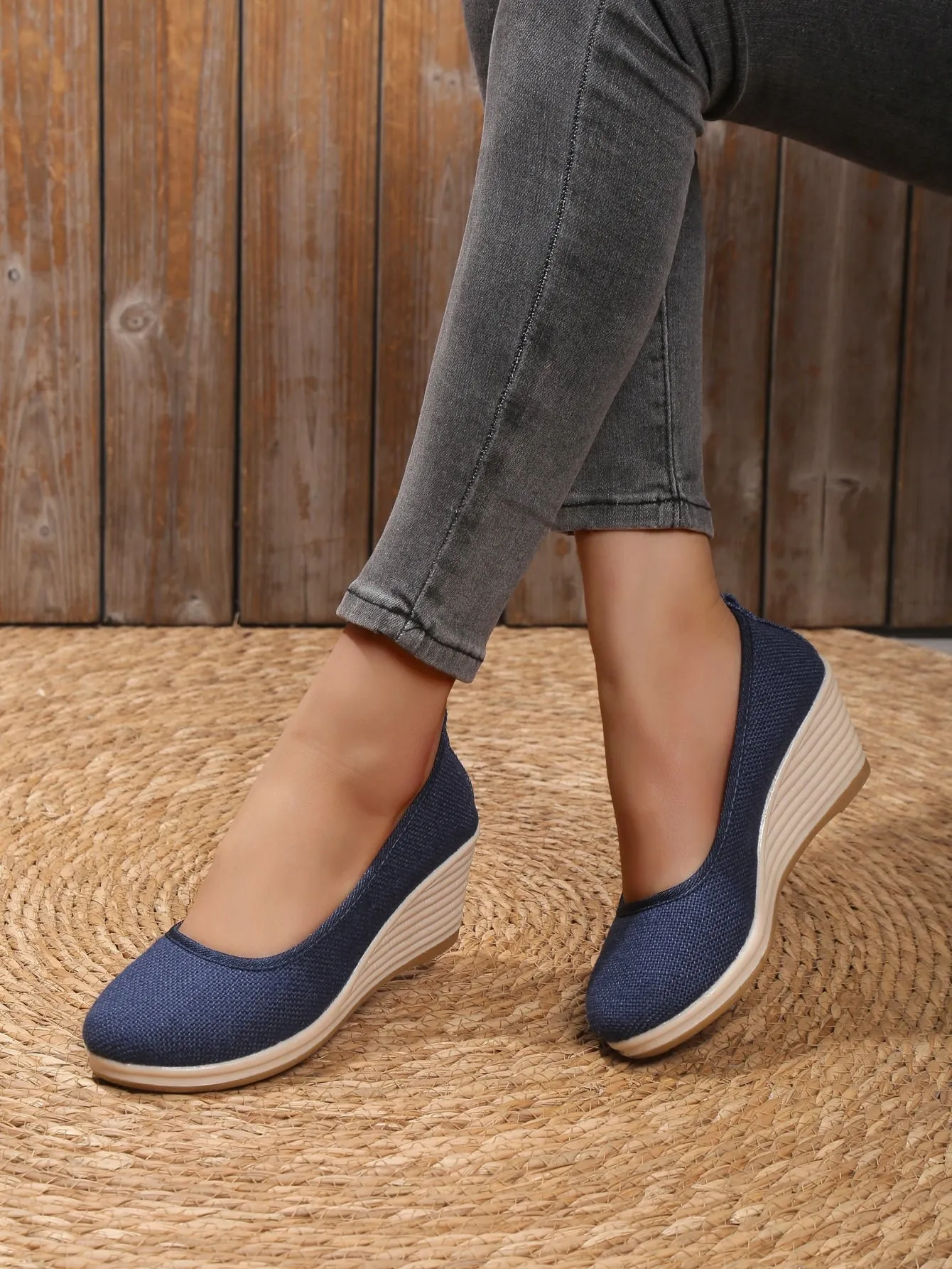 Women Minimalist Slip On Shoes