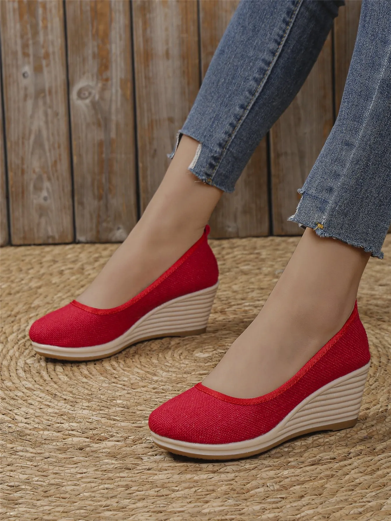 Women Minimalist Slip On Shoes