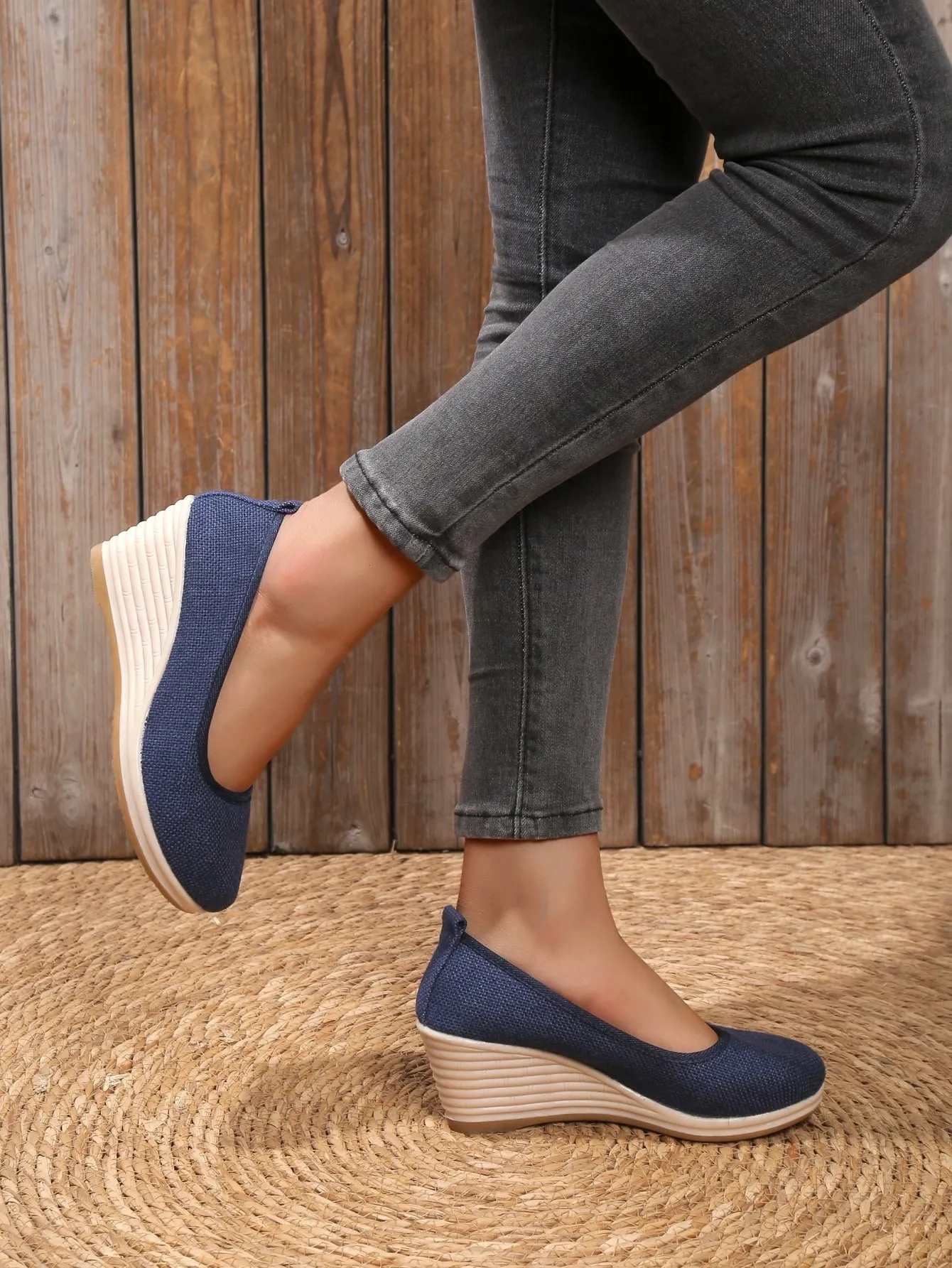 Women Minimalist Slip On Shoes