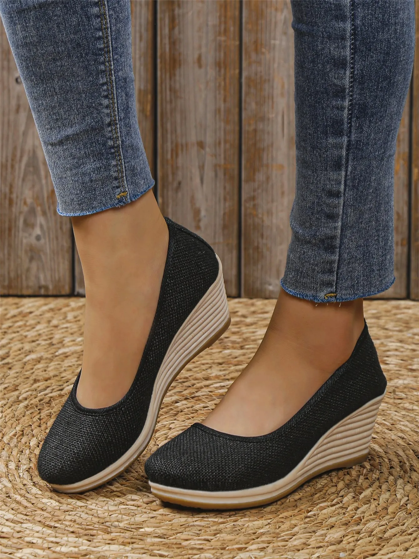 Women Minimalist Slip On Shoes