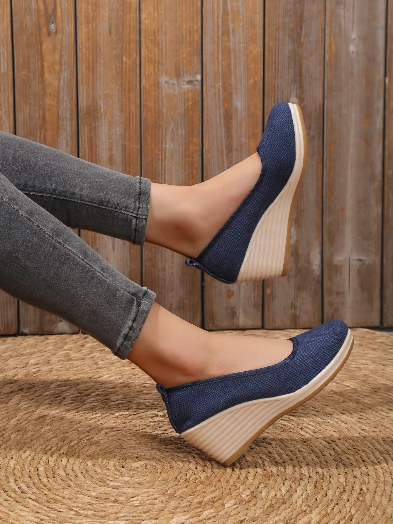 Women Minimalist Slip On Shoes