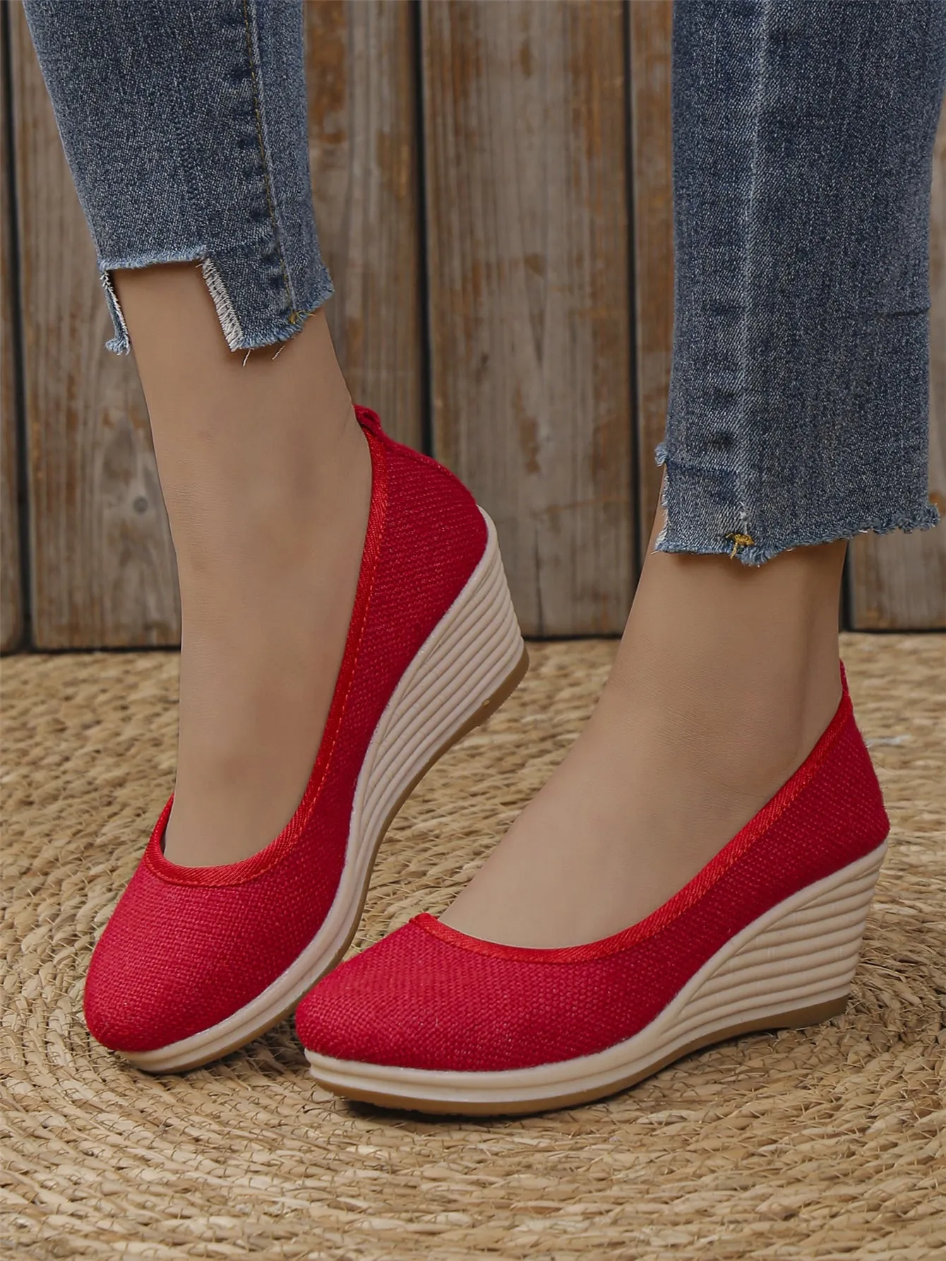 Women Minimalist Slip On Shoes