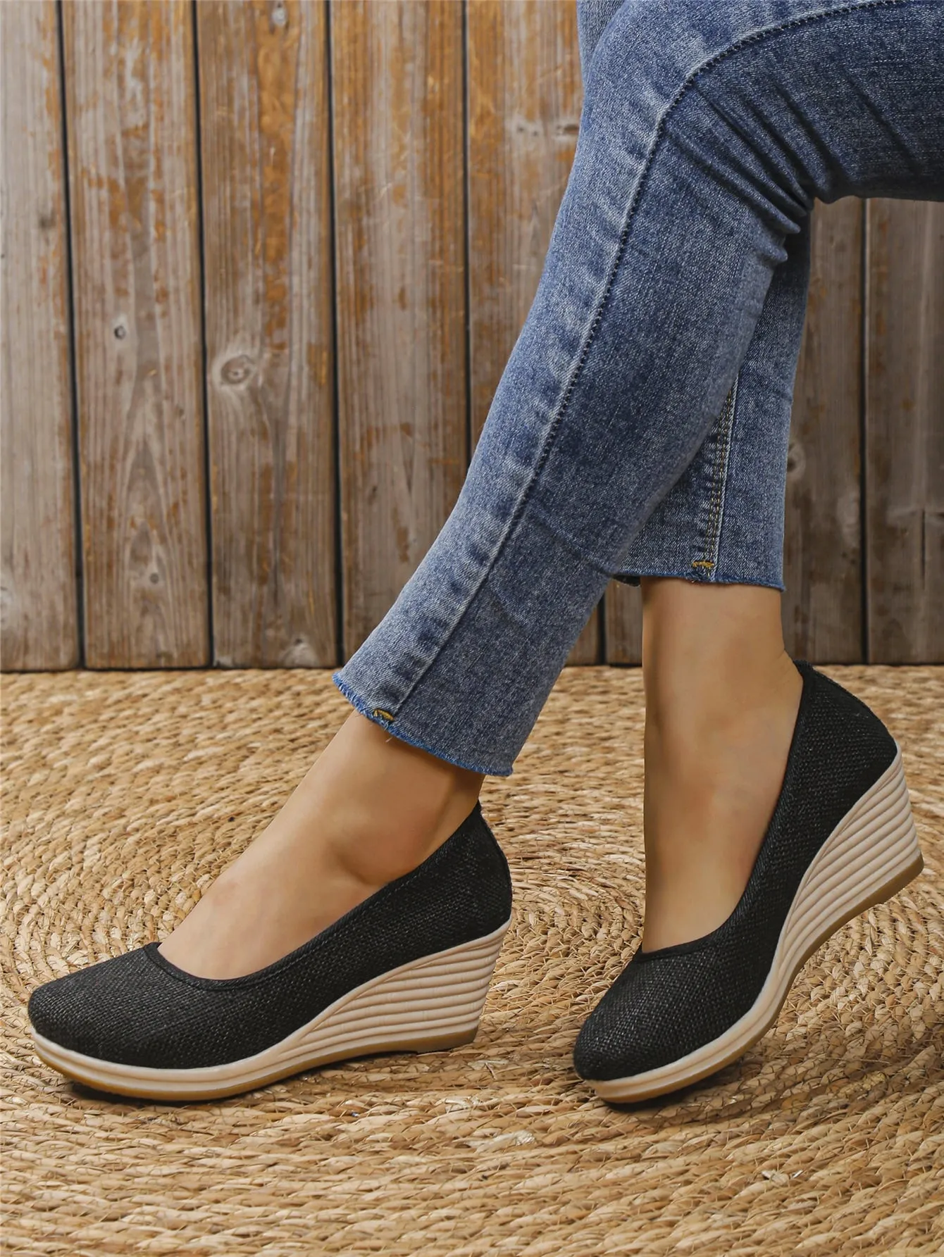 Women Minimalist Slip On Shoes