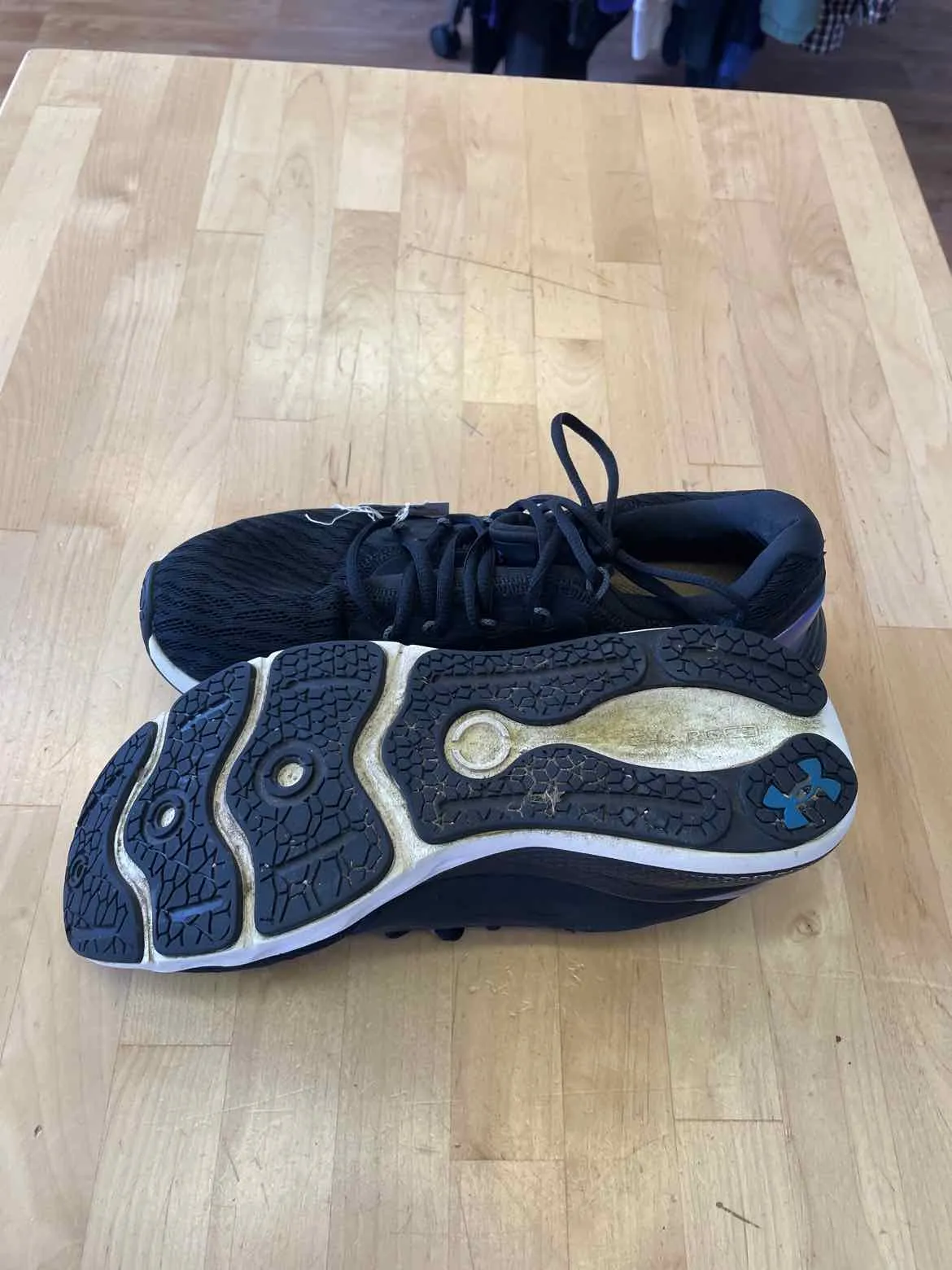 Women's Shoe Size 10 Under Armour Black Shoes